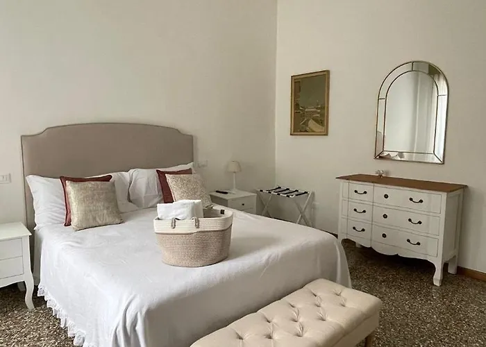 Daire Residenza Stardust With Canal View *