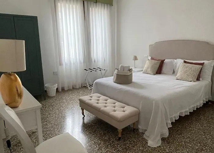 Residenza Stardust With Canal View Daire *