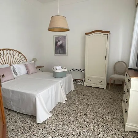 Residenza Stardust With Canal View