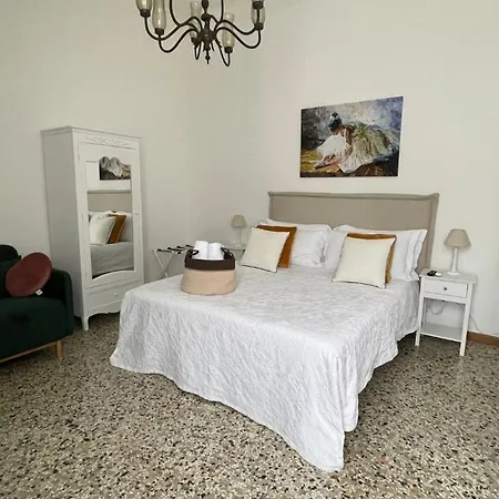 Residenza Stardust With Canal View Daire
