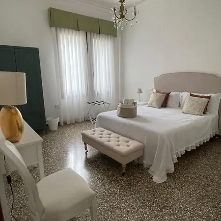 Residenza Stardust With Canal View Daire *