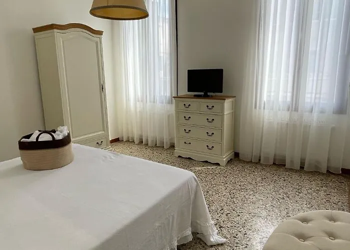 Appartement Residenza Stardust With Canal View Venise