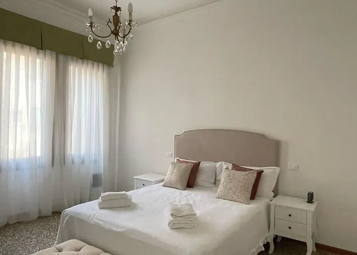 Appartement Residenza Stardust With Canal View